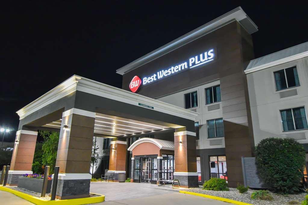 Best Western Plus Lafayette Hotel University Area Buitenkant foto