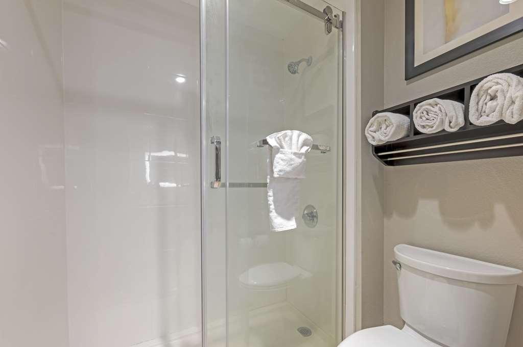 Best Western Plus Lafayette Hotel University Area Kamer foto